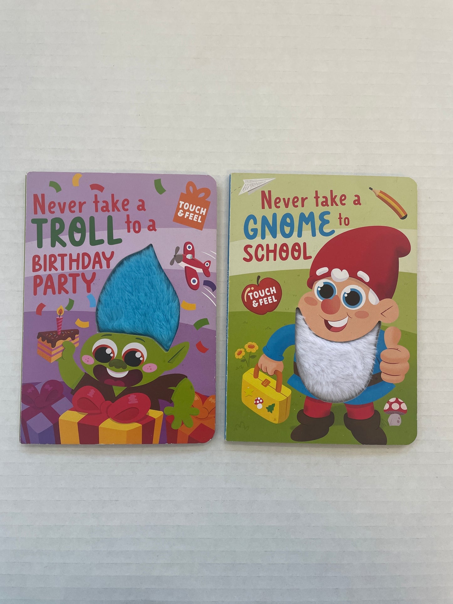 Gnome Books (Set of 2)