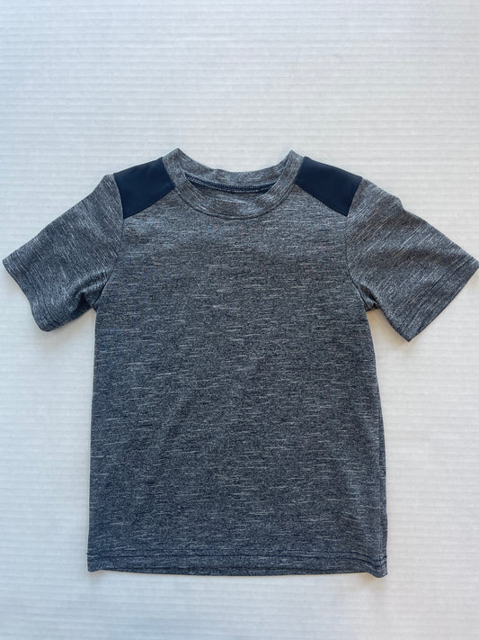 Carter’s Kid Boy T-shirt 5T