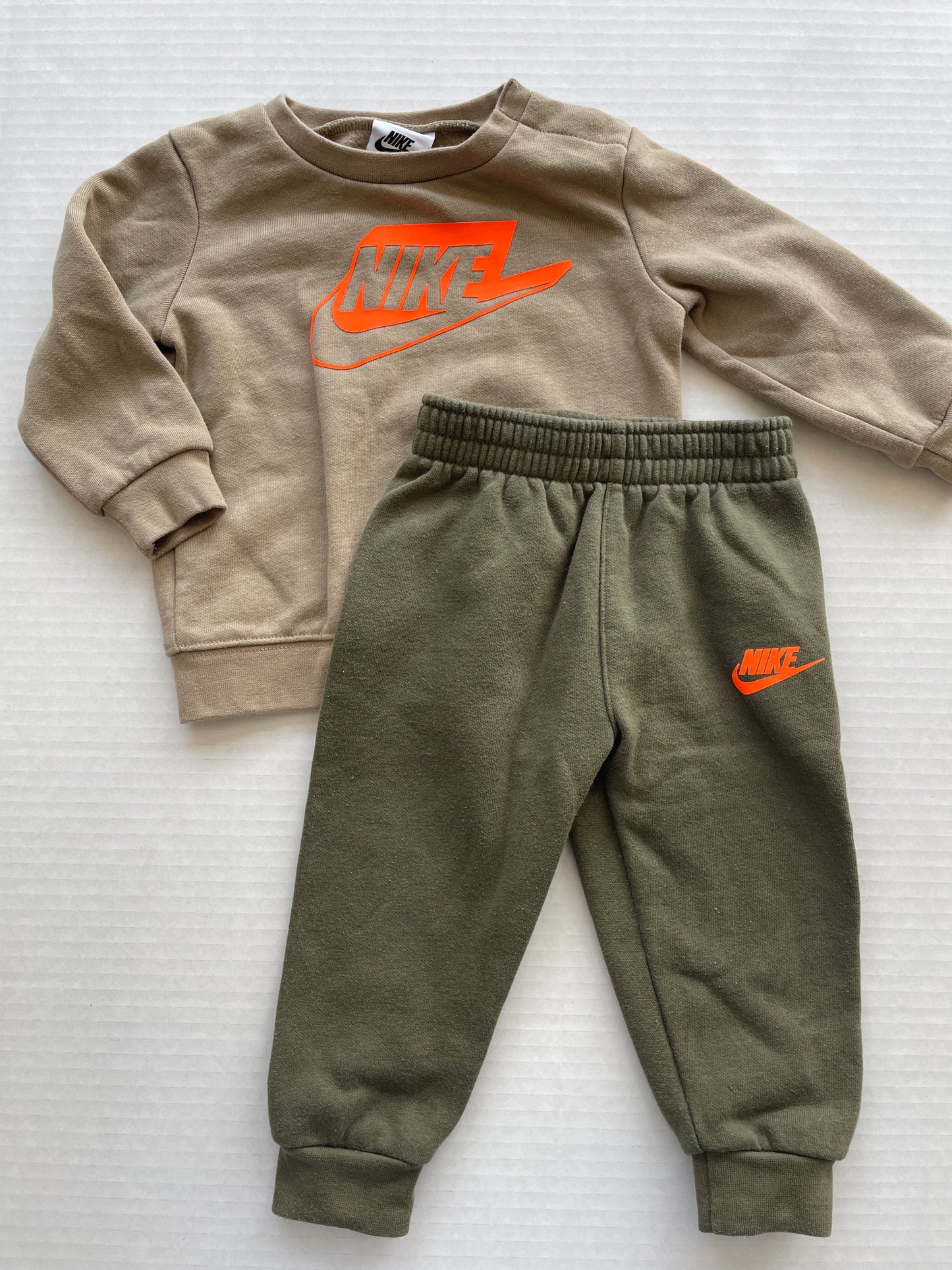 Nike Boy Jogger Set 18 Month