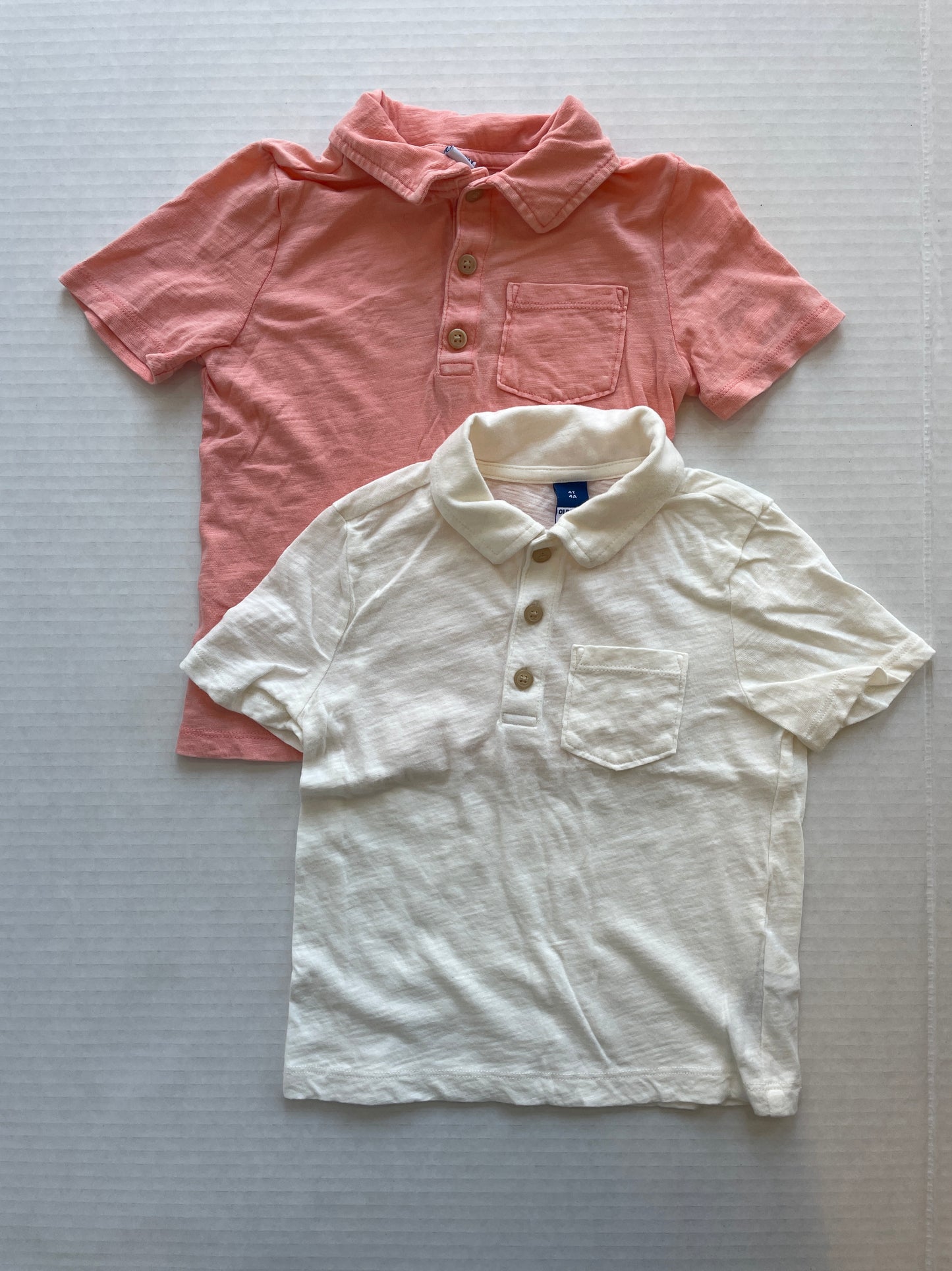 Old Navy Boy Shirt 4T (Set of 2)