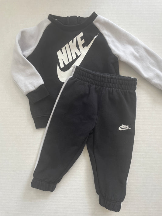 Nike Boy Jogger Set 9 Months
