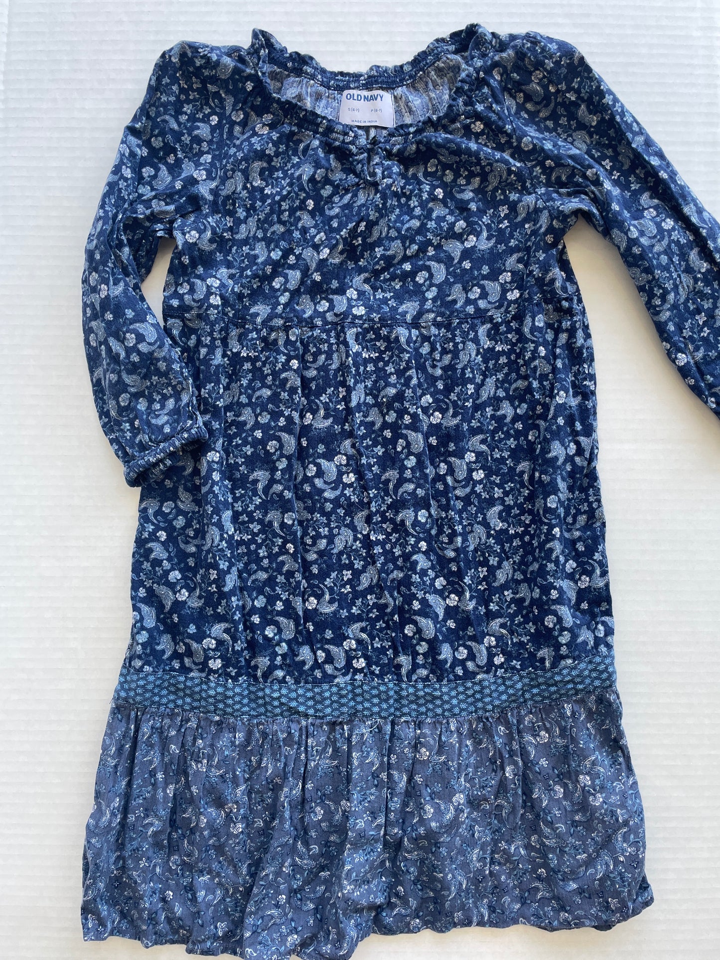 Old Navy Dress 6-7 Yrs