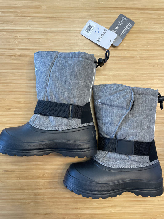 NEW Stonz Charcoal Grey Boots Size 1 Youth